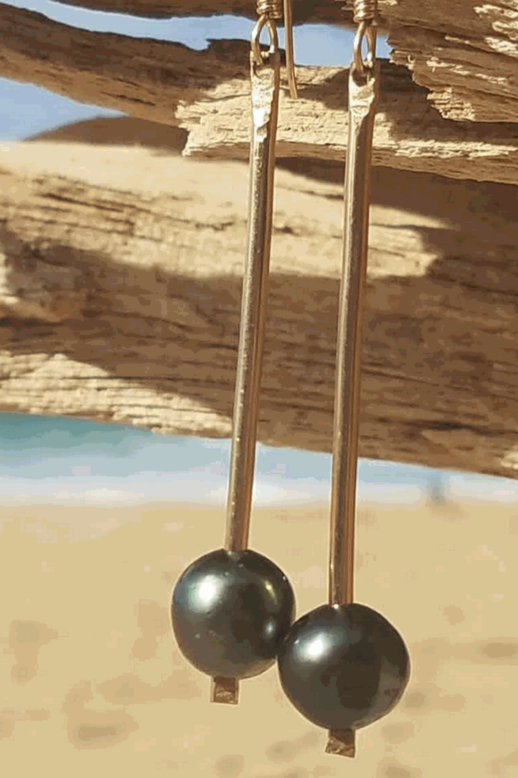 GF Tahitian Pearl Bar Earrings