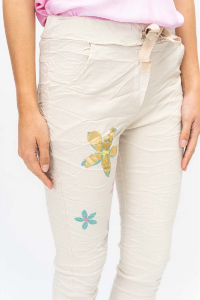 Jegging w/ Shimmer Flowers
