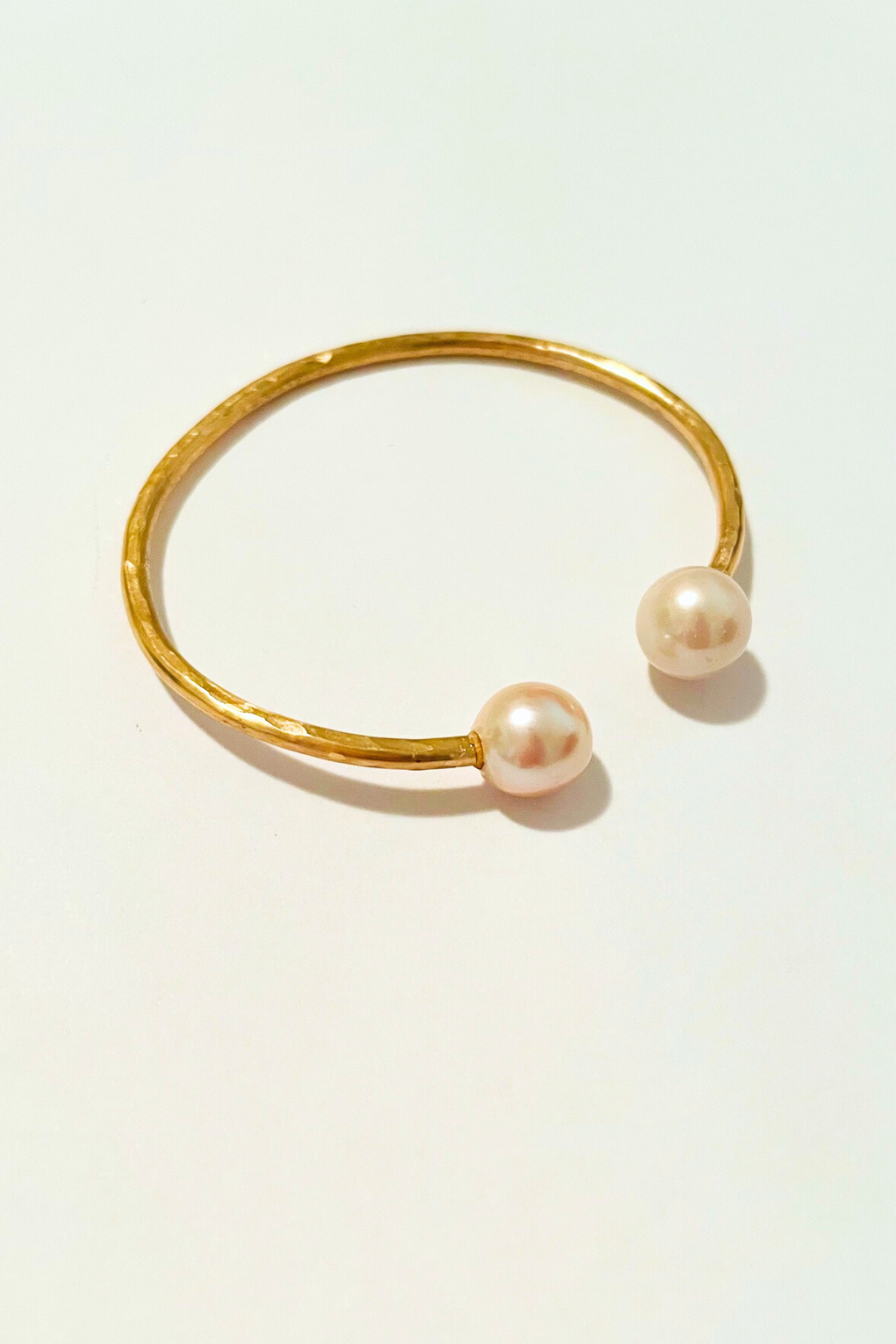 Mahina Pearl Gold Cuff