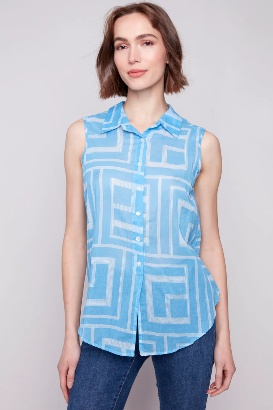 Printed Sleeveless Front Tie Cotton Shirt