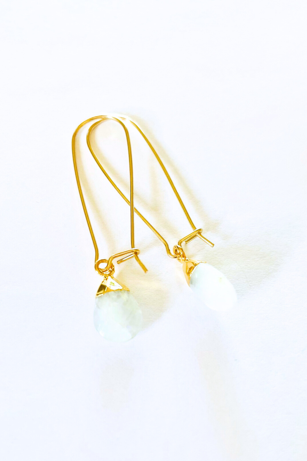 Med Bezel Healing Gem Electroplated Drop Earrings