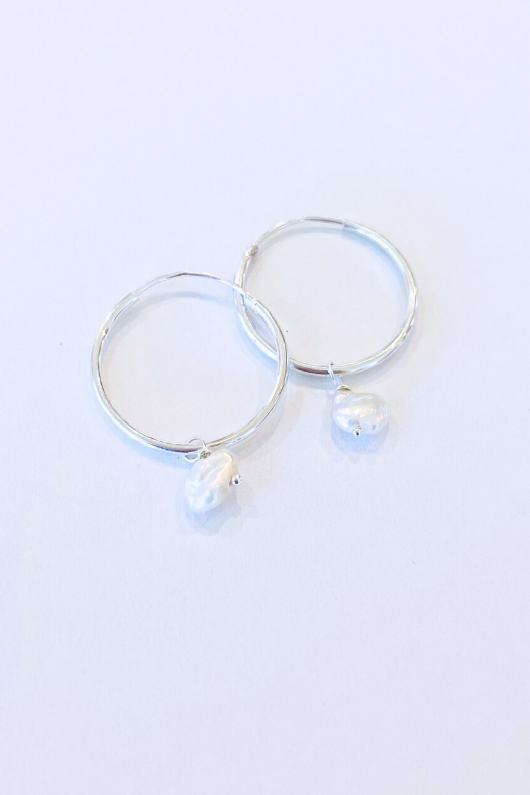 14MM Endless Mini Hoop with Petite Keshi Pearl