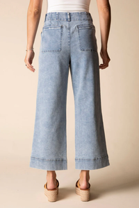 Crop Essential Jean