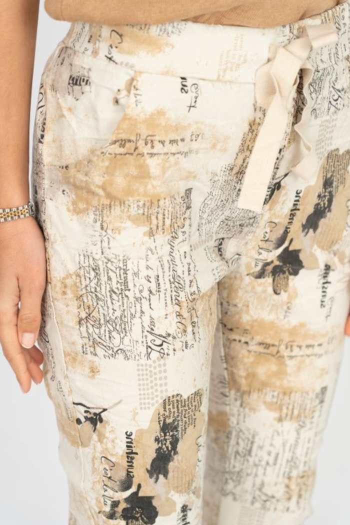 Newspaper Print Jegging