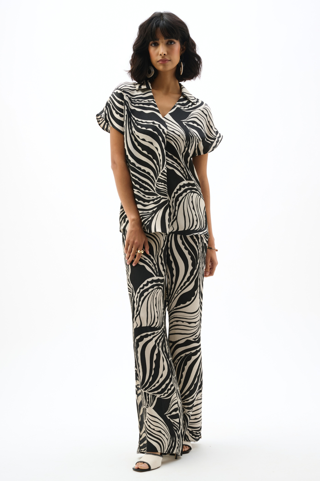 Bubble Satin Abstract Print Boxy Top