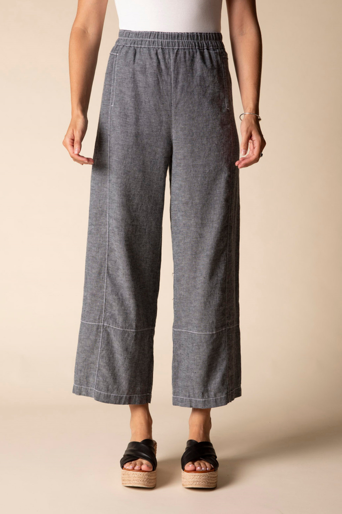 Linen Solid Seamed Crop Pant