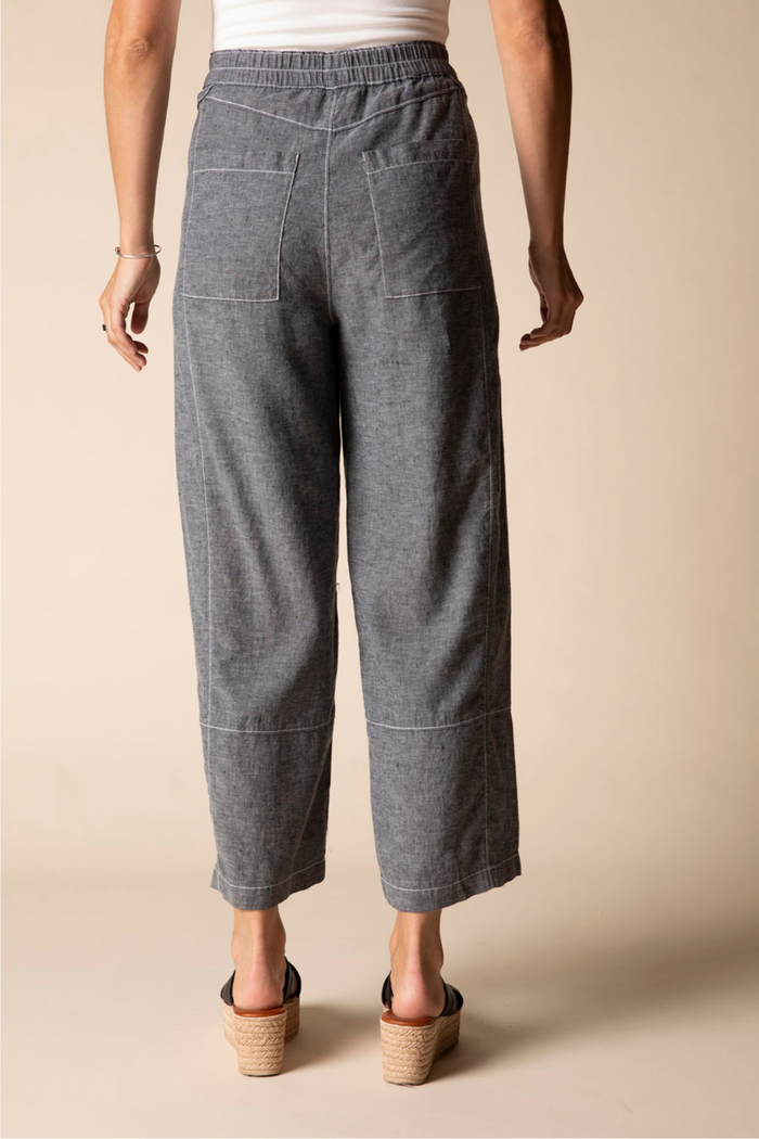 Linen Solid Seamed Crop Pant