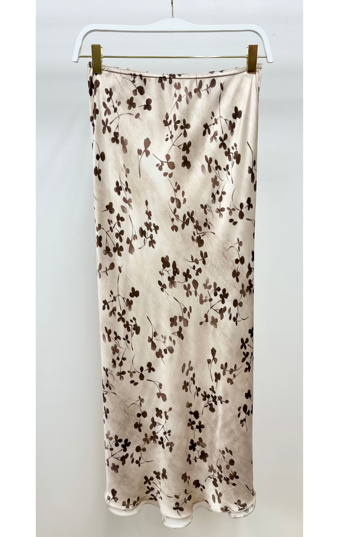 Clover Floral Leaf Print Silky Maxi Print