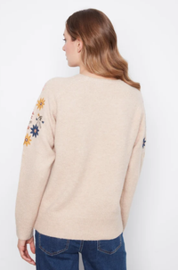 Long Sleeve Raglan Sweater w/ Embroidery