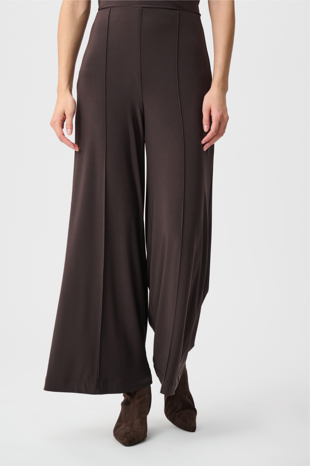 Classic Pull-On Wide Leg Pants